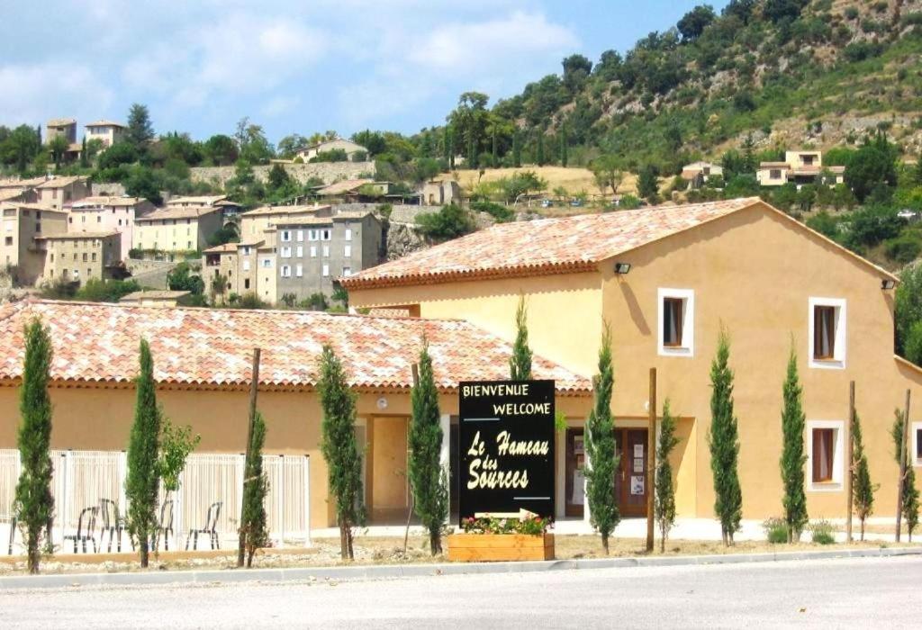 La Tour De Guet Lejlighedshotel Montbrun-les-Bains Eksteriør billede